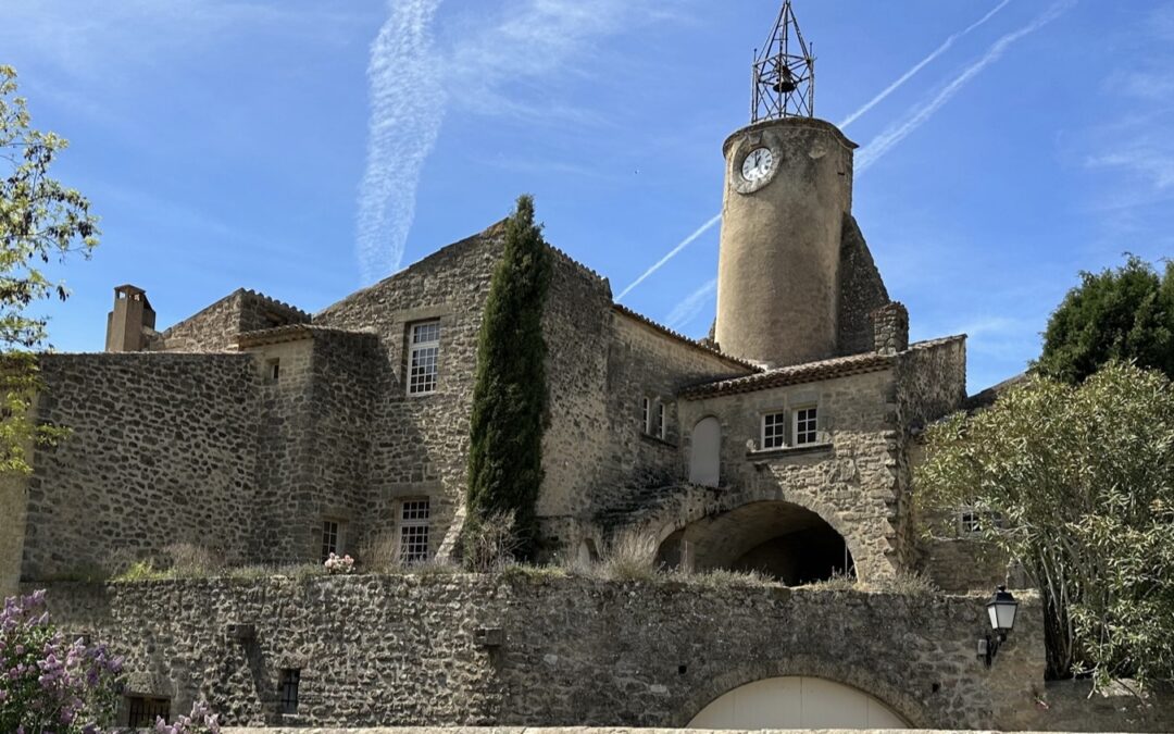 Ensemble de maisons dans le Luberon